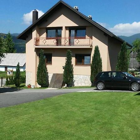 House Pribic Hotell Vrelo Koreničko Exteriör bild