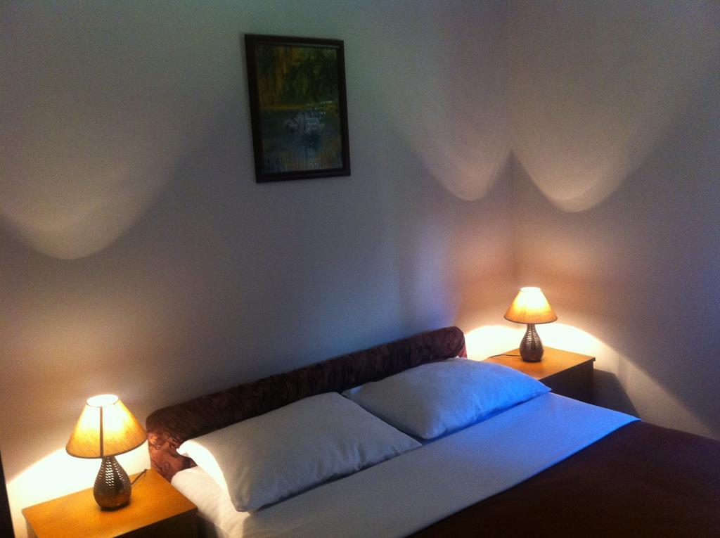 House Pribic Hotell Vrelo Koreničko Rum bild