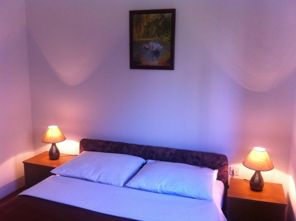 House Pribic Hotell Vrelo Koreničko Rum bild