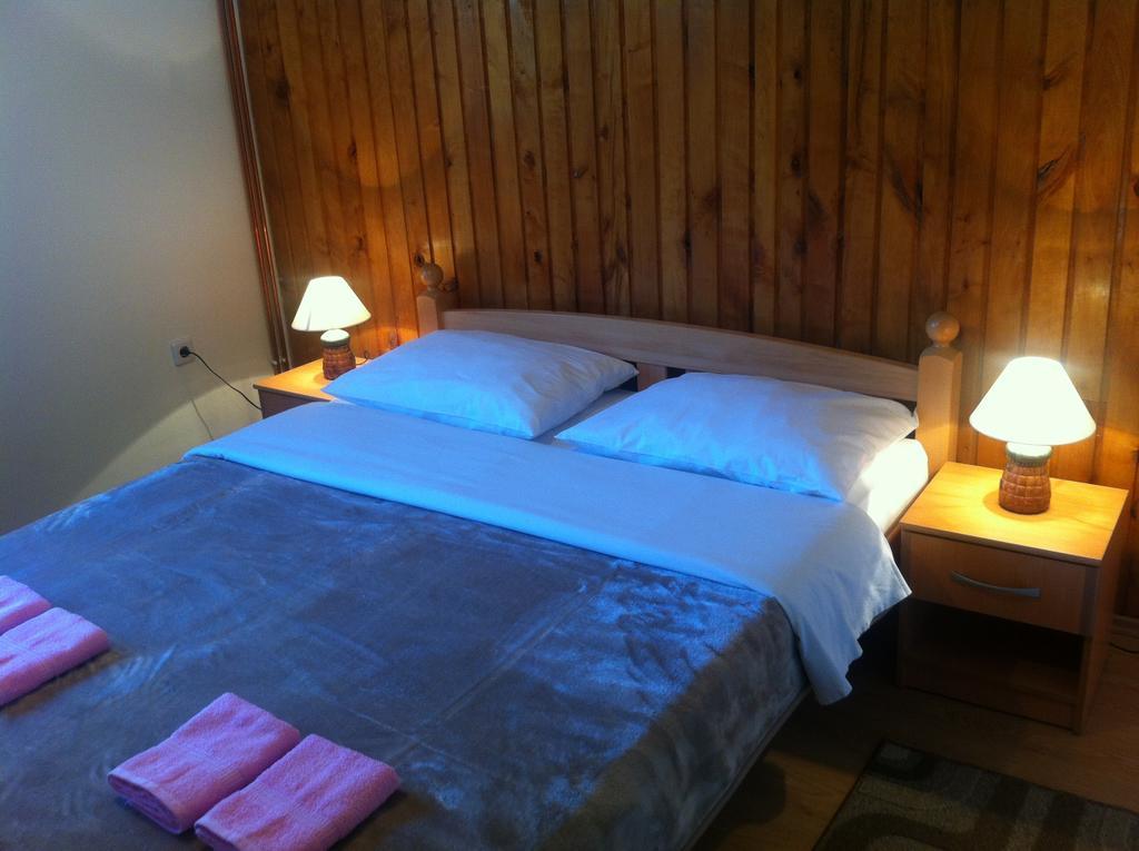 House Pribic Hotell Vrelo Koreničko Rum bild