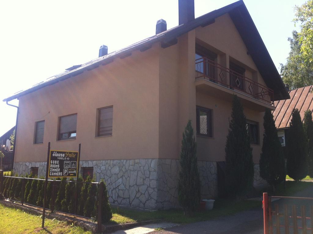 House Pribic Hotell Vrelo Koreničko Exteriör bild