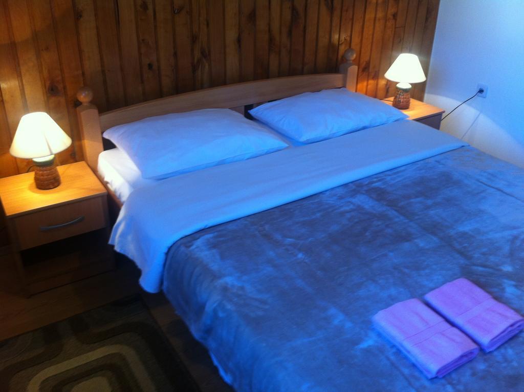 House Pribic Hotell Vrelo Koreničko Rum bild